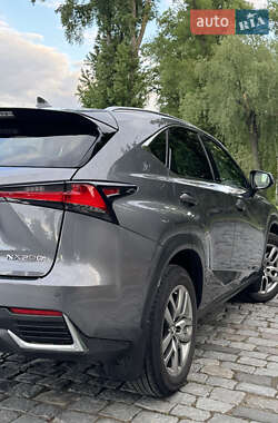 Внедорожник / Кроссовер Lexus NX 2019 в 