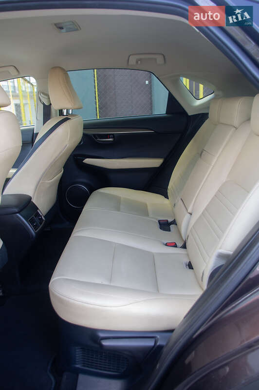 Внедорожник / Кроссовер Lexus NX 2015 в Киеве