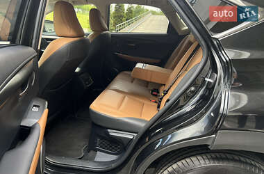 Позашляховик / Кросовер Lexus NX 2018 в 