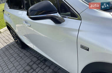 Внедорожник / Кроссовер Lexus NX 2020 в 