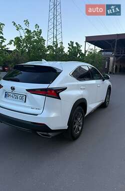 Внедорожник / Кроссовер Lexus NX 2018 в 