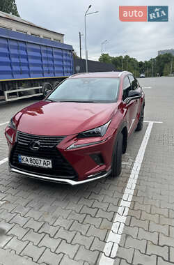 Lexus NX 2020
