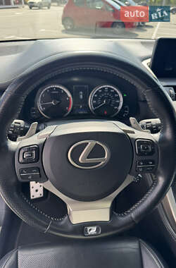 Внедорожник / Кроссовер Lexus NX 2019 в 