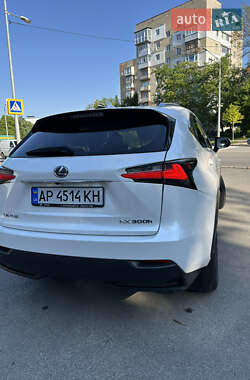 Внедорожник / Кроссовер Lexus NX 2015 в 
