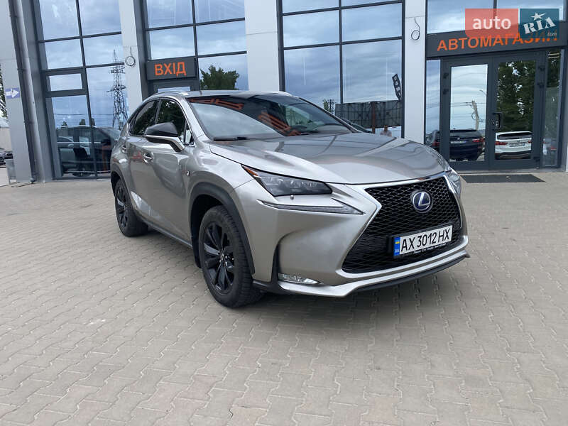 Внедорожник / Кроссовер Lexus NX 2015 в Киеве