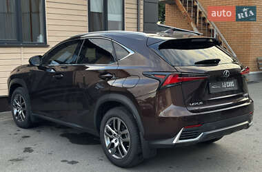 Внедорожник / Кроссовер Lexus NX 2019 в 