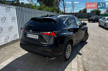 Позашляховик / Кросовер Lexus NX 2017 в 