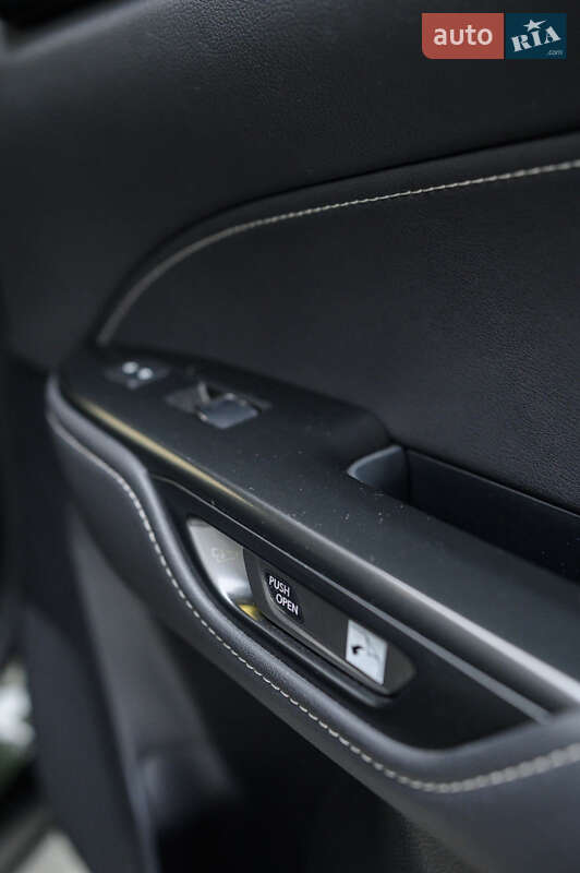 Внедорожник / Кроссовер Lexus NX 2022 в Новояворовске