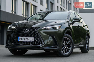 Lexus NX 2022