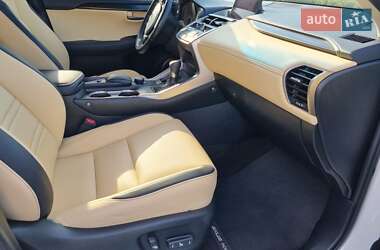 Внедорожник / Кроссовер Lexus NX 2015 в 