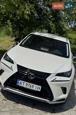 Внедорожник / Кроссовер Lexus NX 2021 в Ивано-Франковске