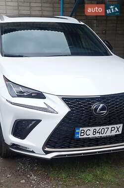 Lexus NX 2020
