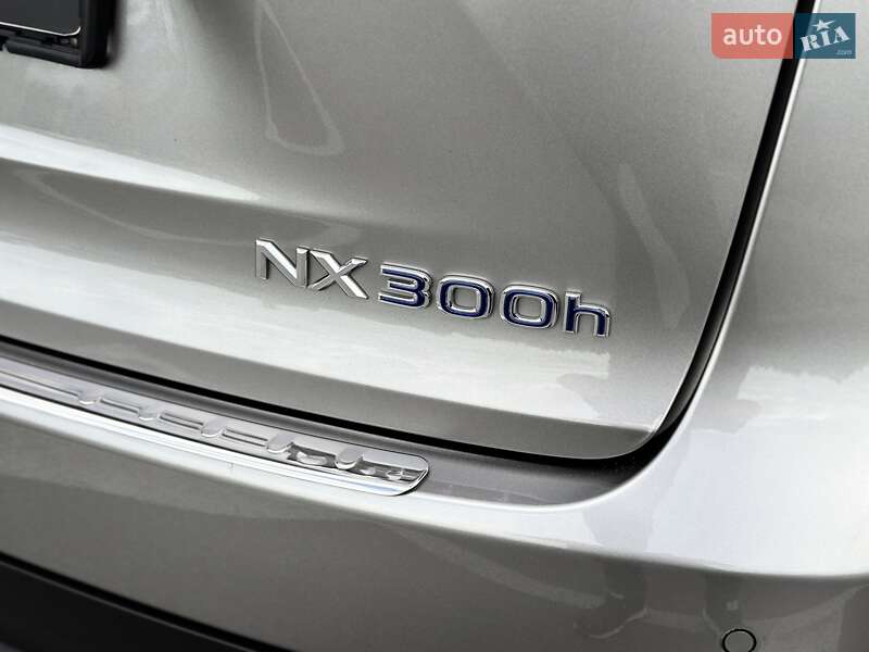 Позашляховик / Кросовер Lexus NX 2019 в Києві