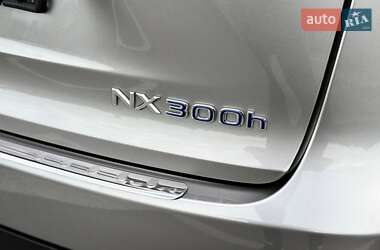 Внедорожник / Кроссовер Lexus NX 2019 в 