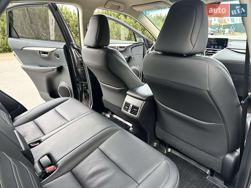 Позашляховик / Кросовер Lexus NX 2019 в Києві