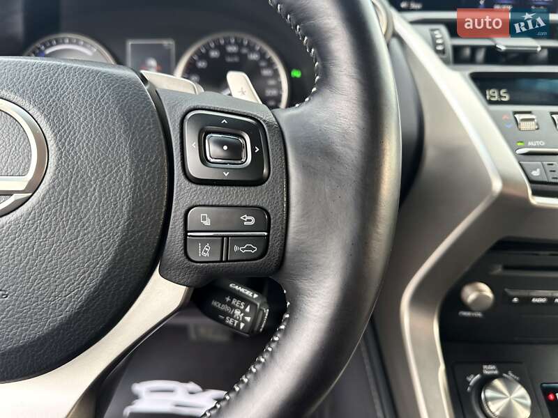 Позашляховик / Кросовер Lexus NX 2019 в Києві