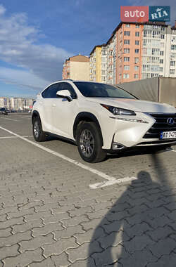 Внедорожник / Кроссовер Lexus NX 2015 в Ивано-Франковске