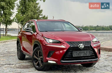 Внедорожник / Кроссовер Lexus NX 2019 в 