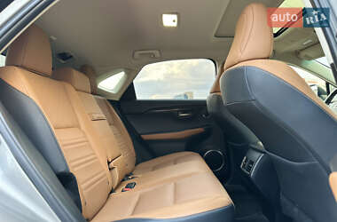 Внедорожник / Кроссовер Lexus NX 2019 в 