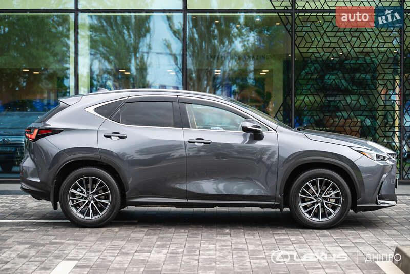 Внедорожник / Кроссовер Lexus NX 2023 в Днепре