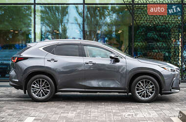 Внедорожник / Кроссовер Lexus NX 2023 в 