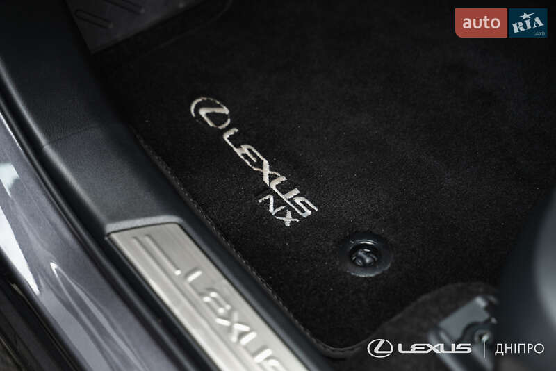 Внедорожник / Кроссовер Lexus NX 2023 в Днепре