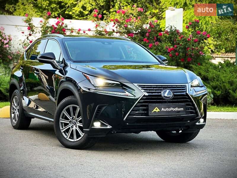 Позашляховик / Кросовер Lexus NX 2019 в 