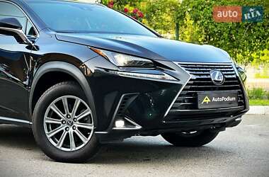 Позашляховик / Кросовер Lexus NX 2019 в 