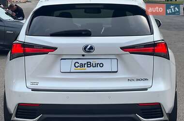 Внедорожник / Кроссовер Lexus NX 2020 в 