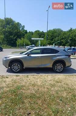 Внедорожник / Кроссовер Lexus NX 2016 в 