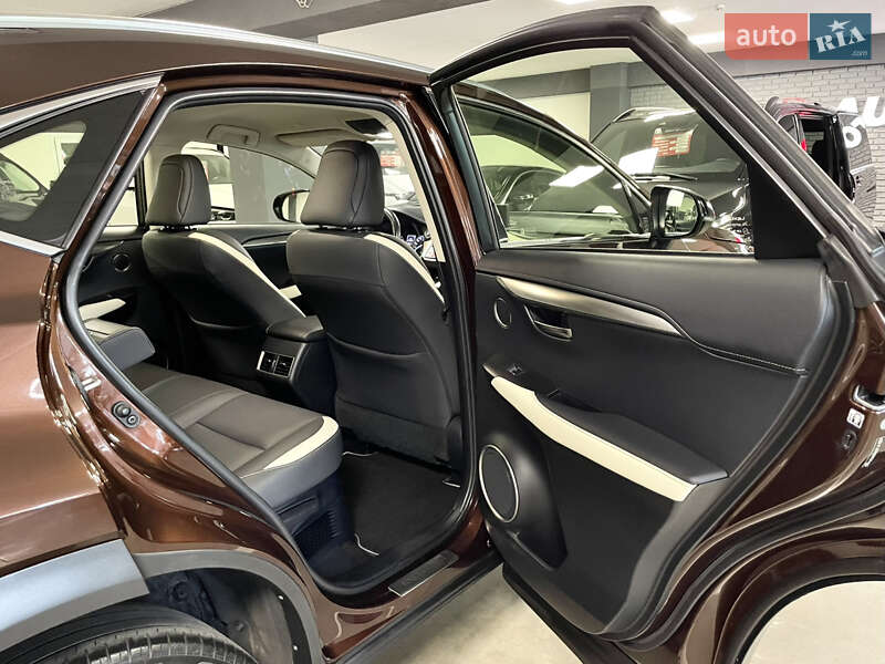 Внедорожник / Кроссовер Lexus NX 2019 в Львове