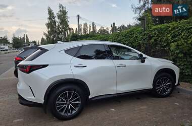 Внедорожник / Кроссовер Lexus NX 2022 в 
