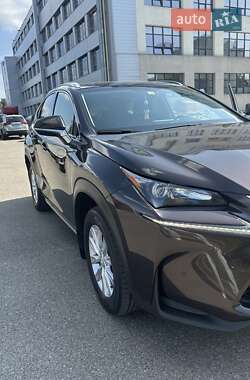 Lexus NX 2015