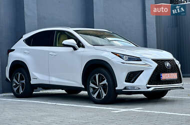 Внедорожник / Кроссовер Lexus NX 2020 в 
