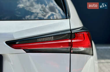 Внедорожник / Кроссовер Lexus NX 2020 в 