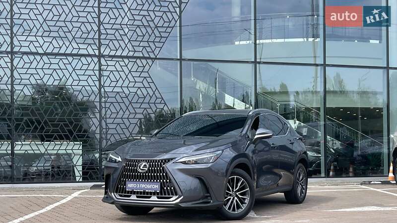 Внедорожник / Кроссовер Lexus NX 2022 в 