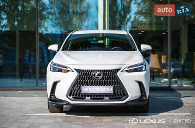 Внедорожник / Кроссовер Lexus NX 2023 в 
