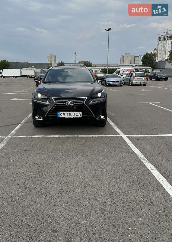Внедорожник / Кроссовер Lexus NX 2018 в 