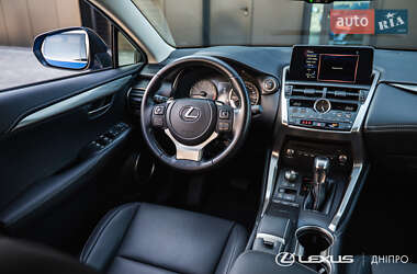 Внедорожник / Кроссовер Lexus NX 2021 в 