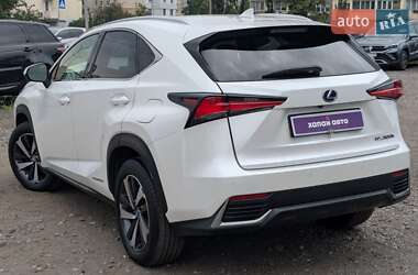 Внедорожник / Кроссовер Lexus NX 2020 в 