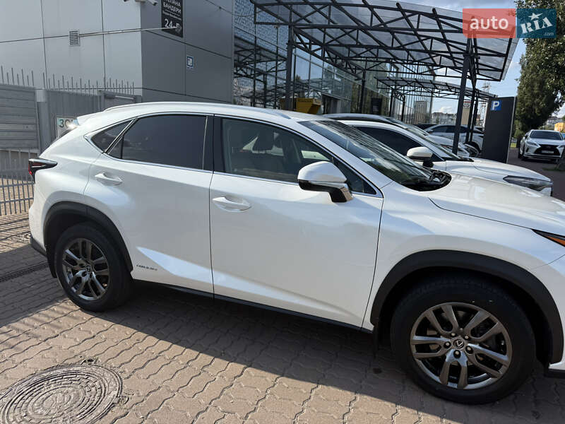Внедорожник / Кроссовер Lexus NX 2020 в Киеве