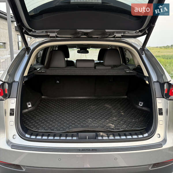 Внедорожник / Кроссовер Lexus NX 2018 в Одессе