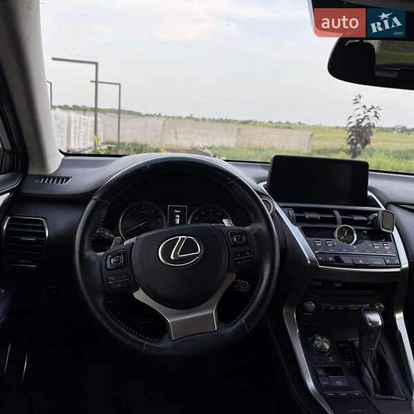 Внедорожник / Кроссовер Lexus NX 2018 в Одессе