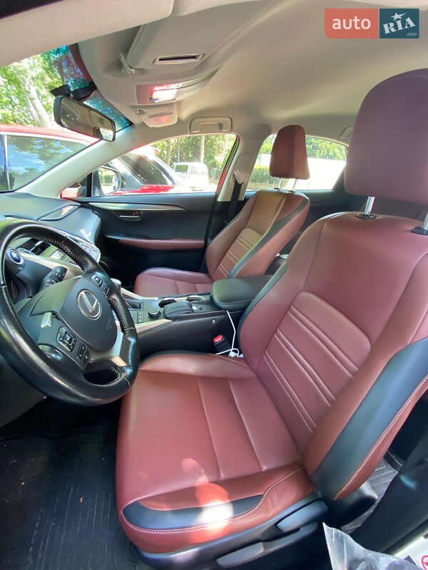 Внедорожник / Кроссовер Lexus NX 2016 в Киеве фото 7 Внедорожник / Кроссовер Lexus NX 2016 в Киеве