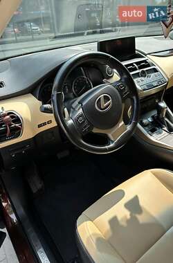 Внедорожник / Кроссовер Lexus NX 2017 в 