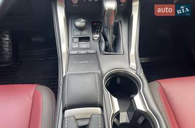 Внедорожник / Кроссовер Lexus NX 2019 в 