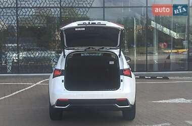 Внедорожник / Кроссовер Lexus NX 2019 в 
