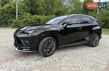 Внедорожник / Кроссовер Lexus NX 2020 в 