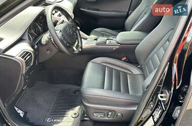 Внедорожник / Кроссовер Lexus NX 2020 в 