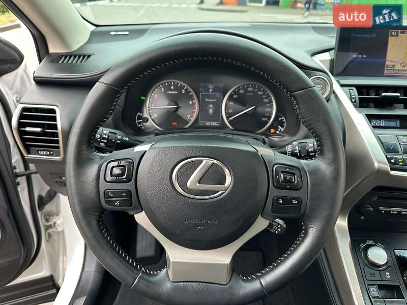 Внедорожник / Кроссовер Lexus NX 2015 в Одессе